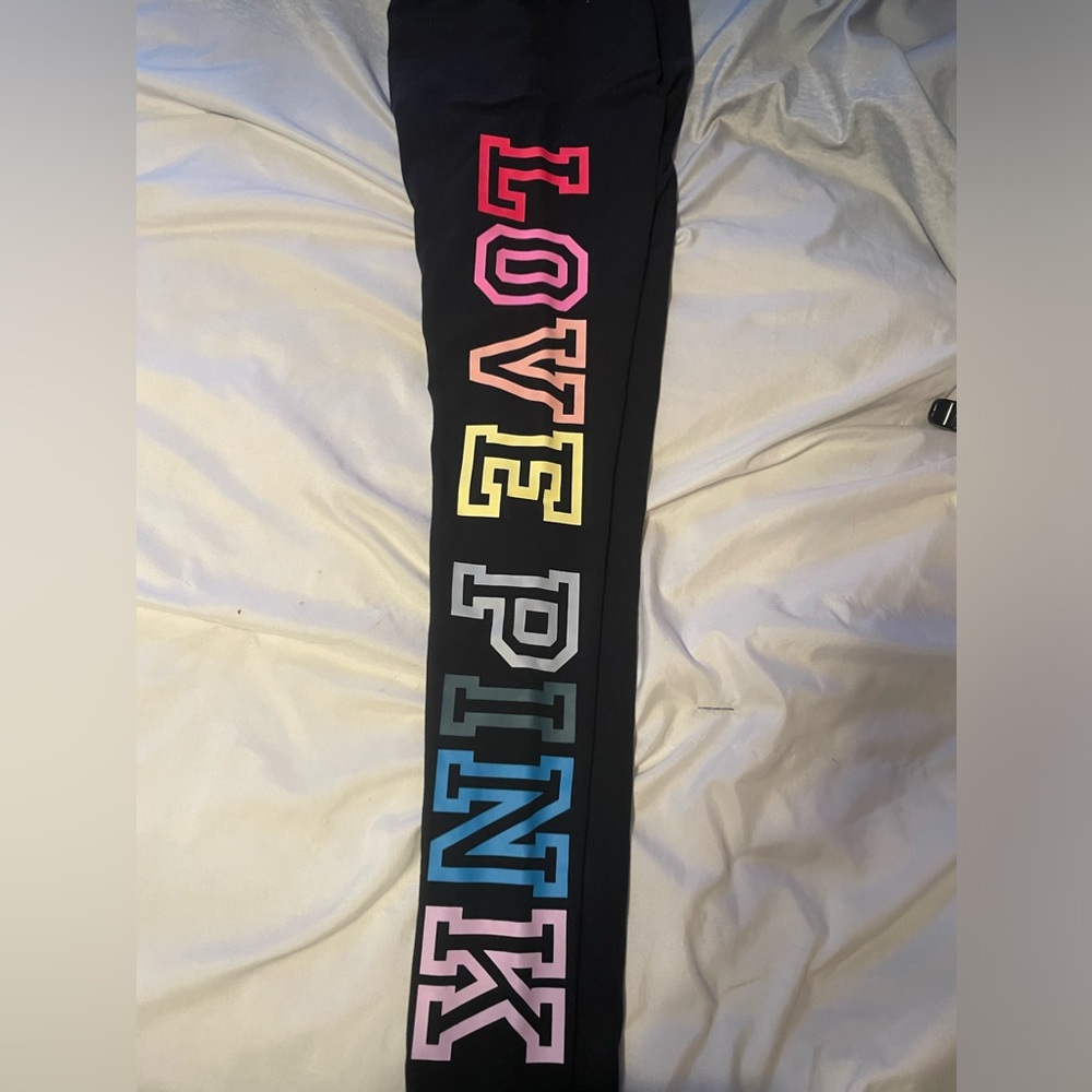 VS PINK LEGGINGS